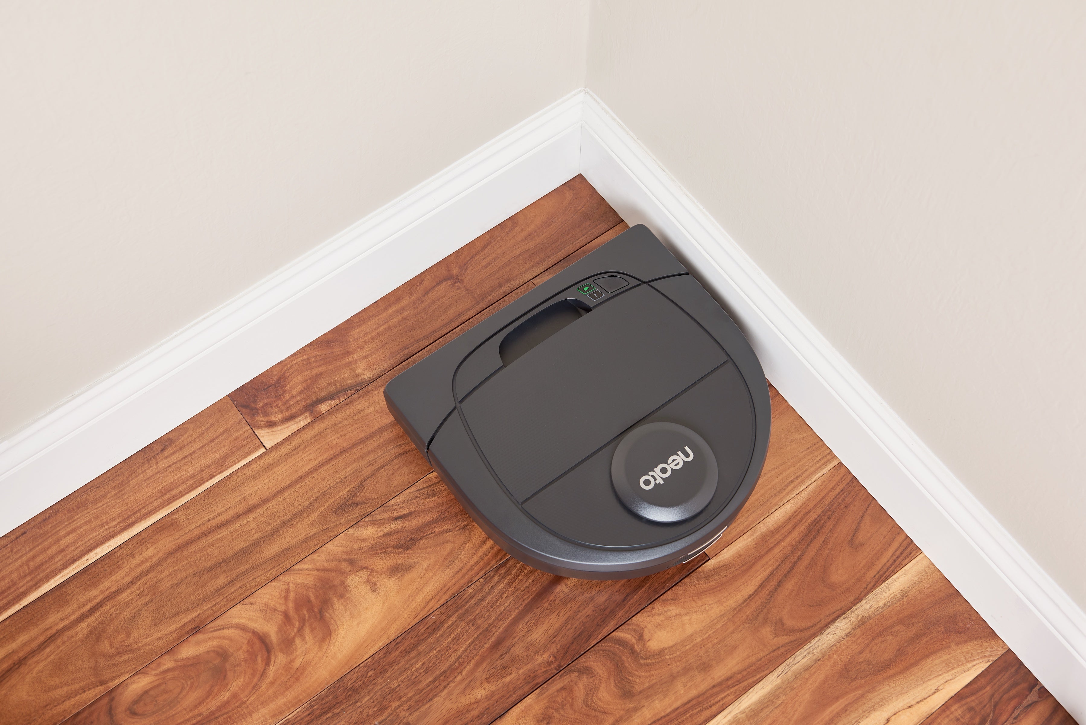 Neato D4 Robot Vacuum