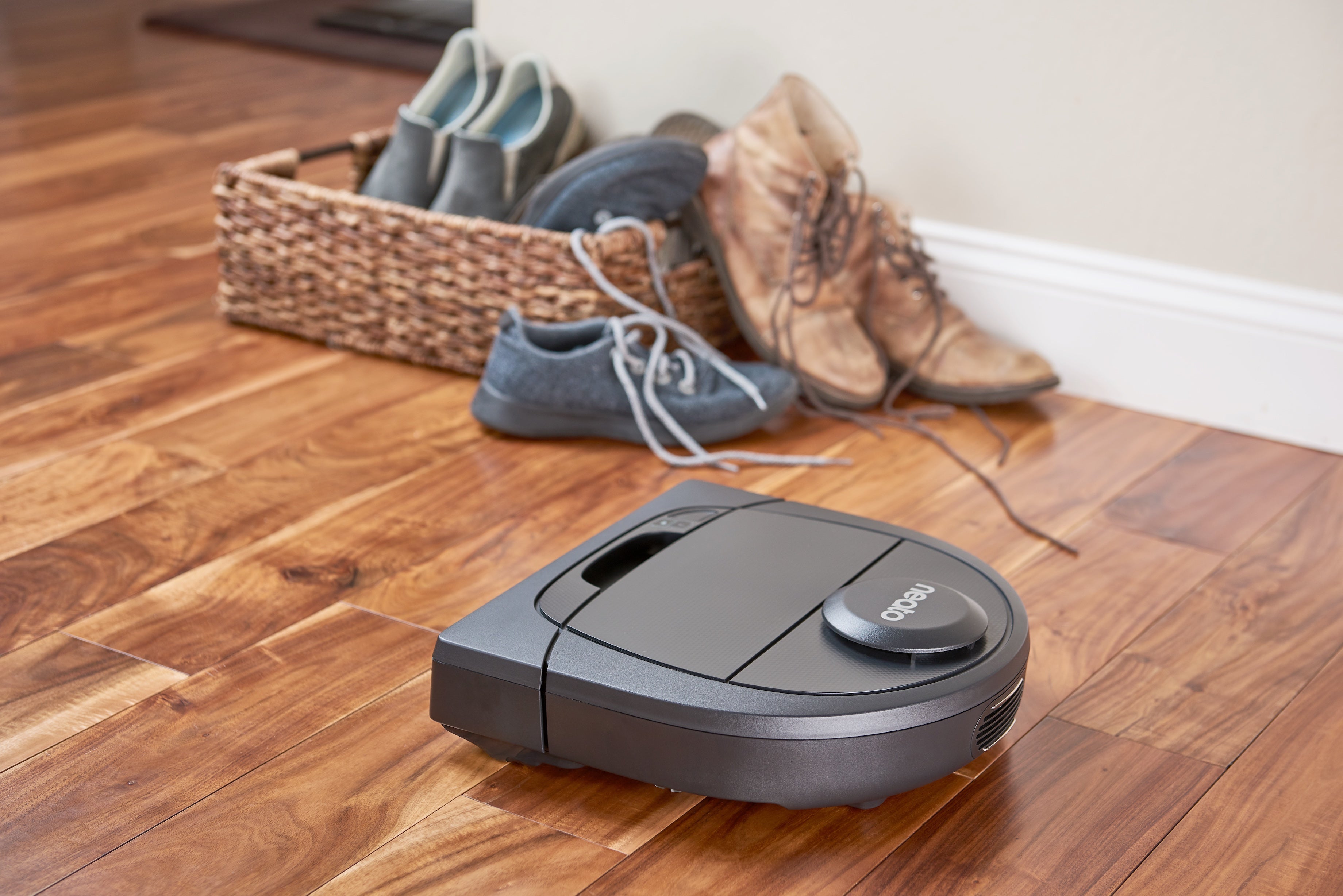 Neato D4 Robot Vacuum
