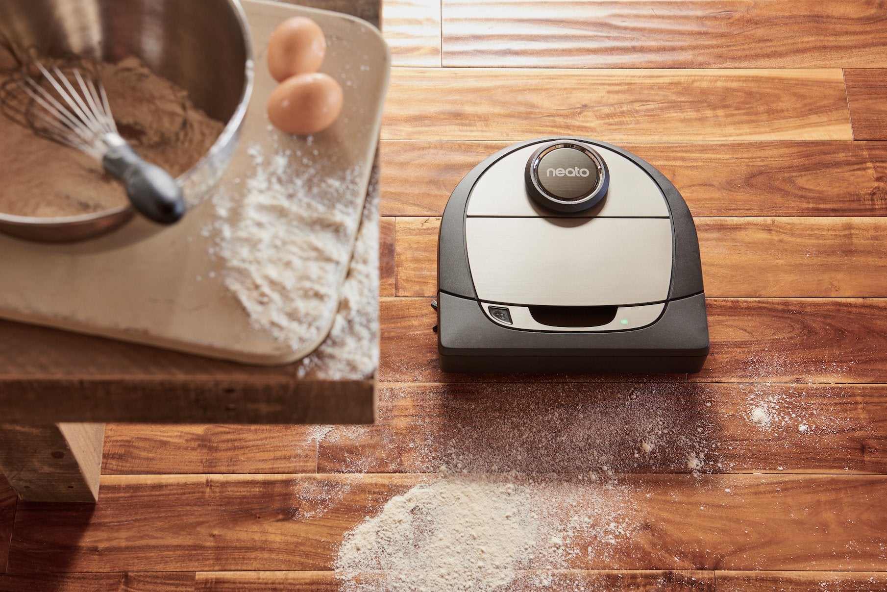 Neato D7 Robot Vacuum
